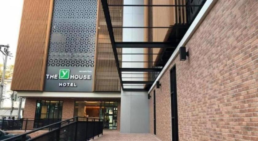 The Y House Hotel เชียงใหม่ ภายนอก รูปภาพ