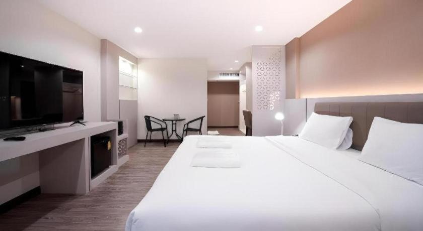 The Y House Hotel เชียงใหม่ ภายนอก รูปภาพ
